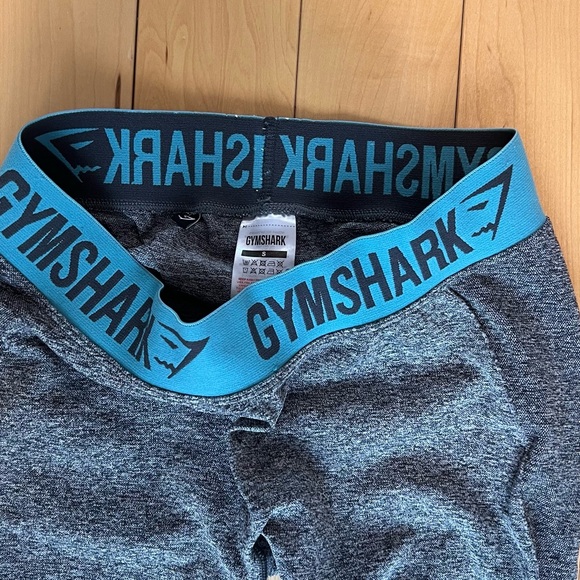 Gym shark activewear moulding tights in grey - Picture 2 of 3